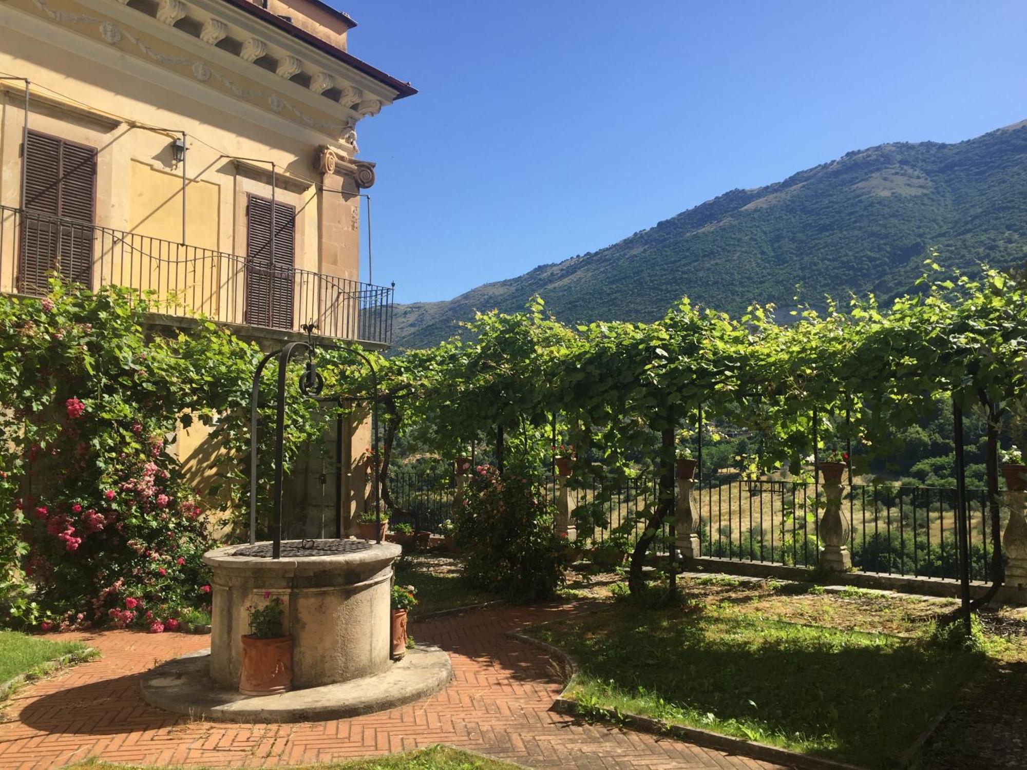 Bed and Breakfast Il Giardinetto Di Pettorano Pettorano sul Gizio Esterno foto